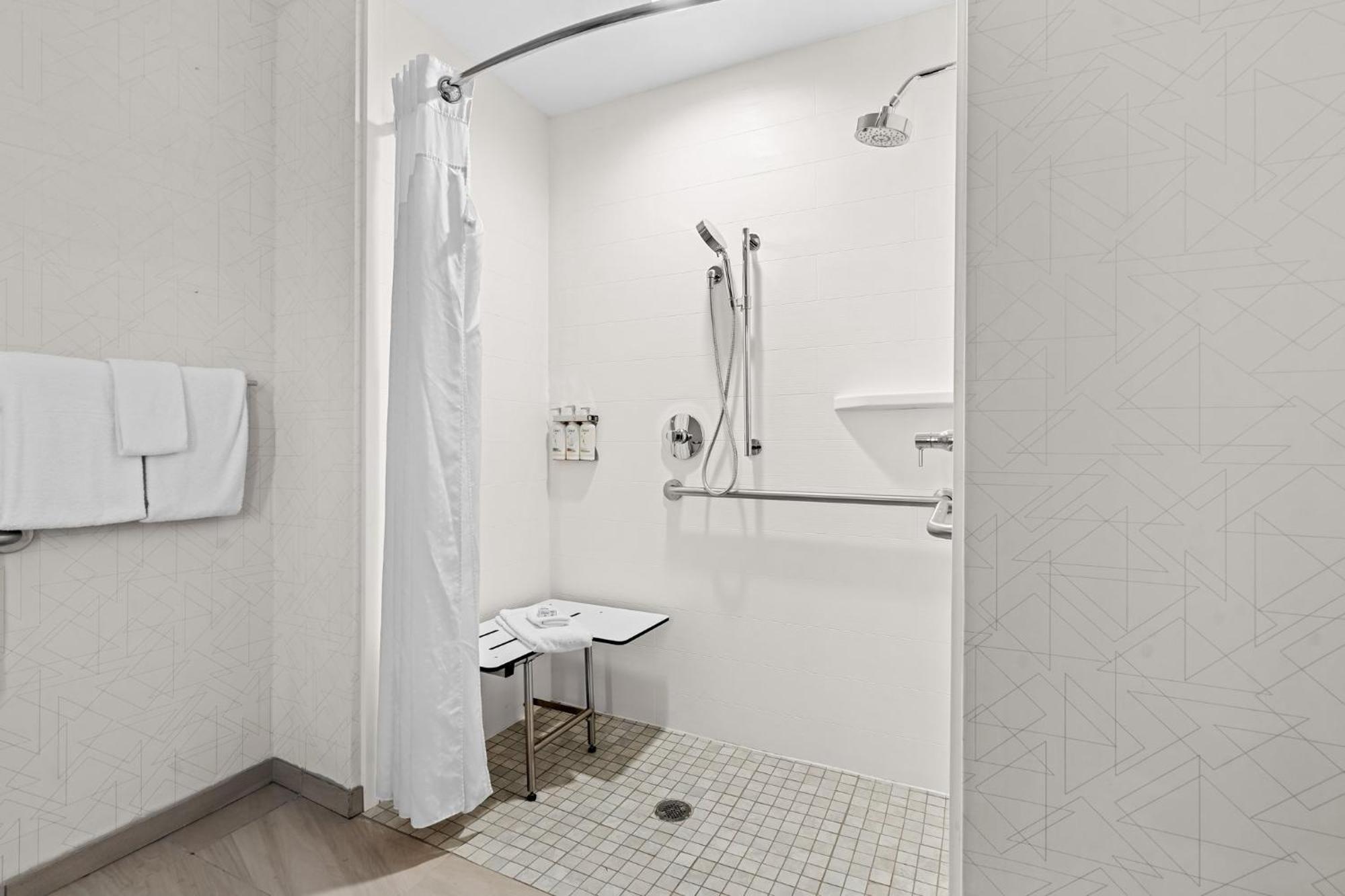 Hotel Express By Ihg 3*