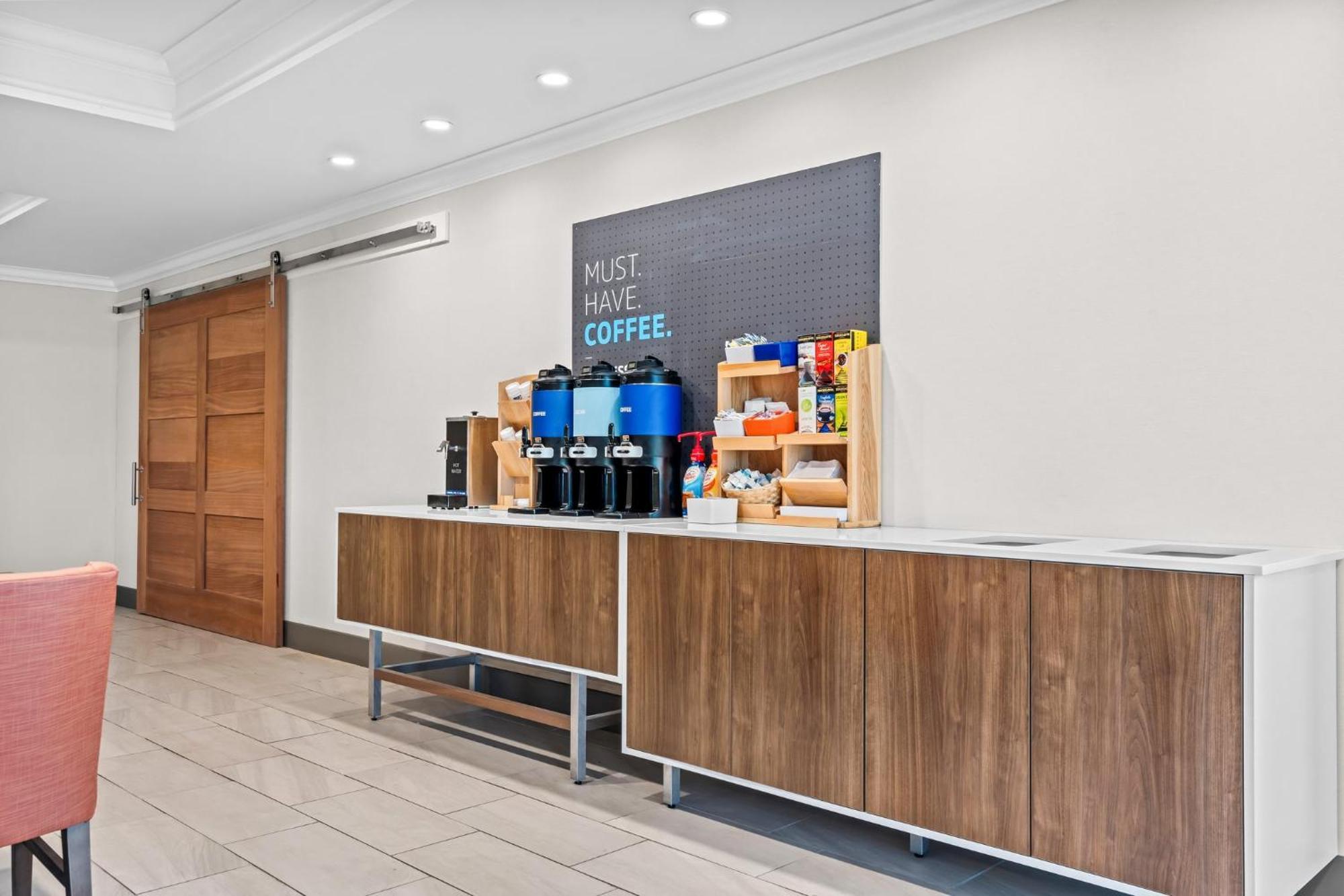 Express By Ihg 3*