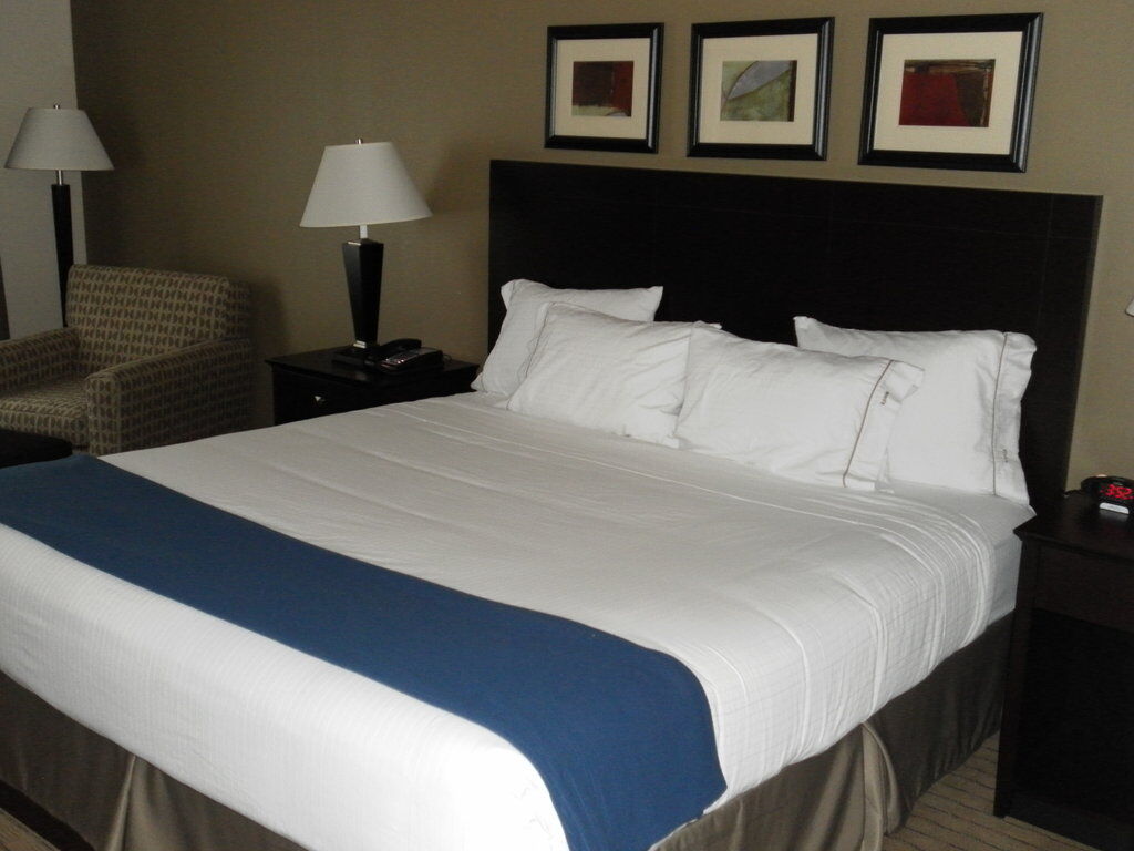 Express By Ihg 3*